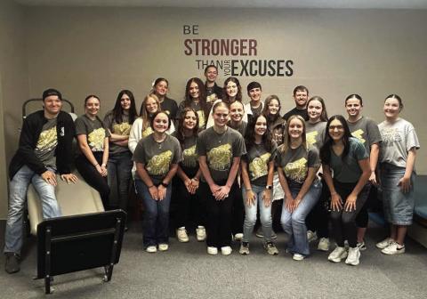 HHS Future Health Professionals Club went to local clinics