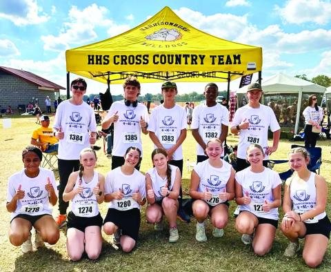 HHS Cross Country Team qualify for State