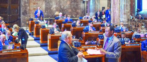 Legislators adjourn special session on crime