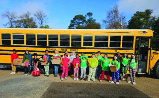 	Catahoula Parish 4th and 5th grade 4-H visited the Columns Nursing home