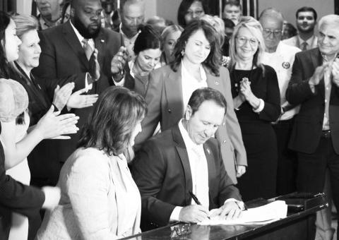 Louisiana's Landry vetoes tort reform bill concerning collateral source doctrine