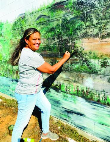 Harrisonburg Farmer’s Market Mural gets a touch up