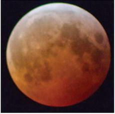 Lunar eclipse causes the “Blood Moon” to be visible locally