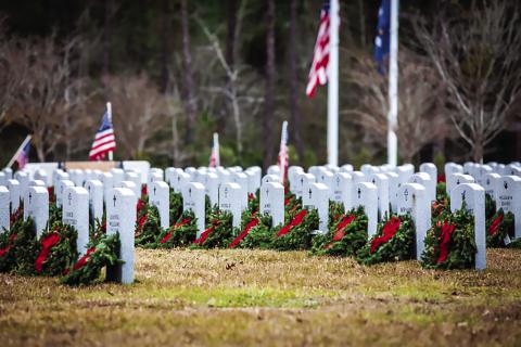 Wreaths Across America ceremonies held at Veterans’ cemeteries