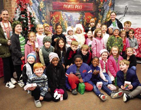Santa visits Catahoula Parish’s Libraries
