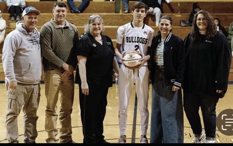 From left to right: Scott Fuqua, Assistant Coaches James Womack and Kelly Hudspeth, #2 Ryan Fuqua, Amanda Fuqua, Head Coach Jordon Hudspeth Fox.